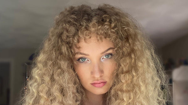A Trichologist Guide To Dry Scalp