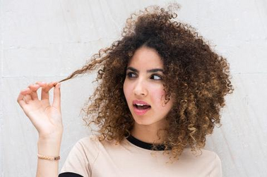 Signs of Oily Hair